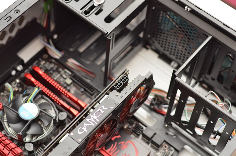 碳60+GTX960 480G SSD走起！半夜福利--充分体验光污染