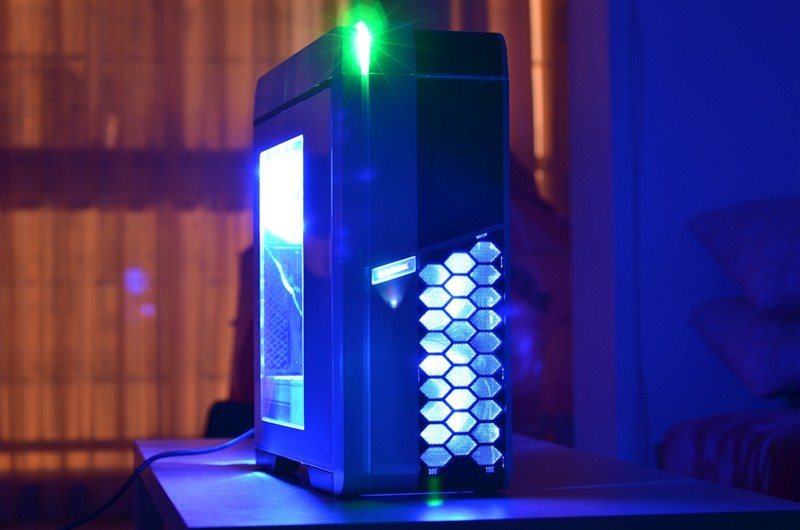 碳60+GTX960 480G SSD走起！半夜福利--充分体验光污染