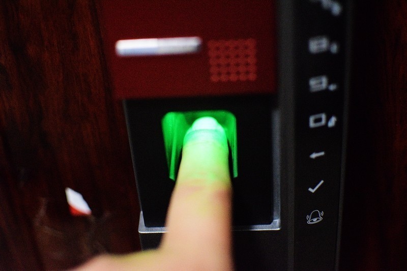 人体内特征识别 东屋世安静脉锁V8 蓝牙版体验