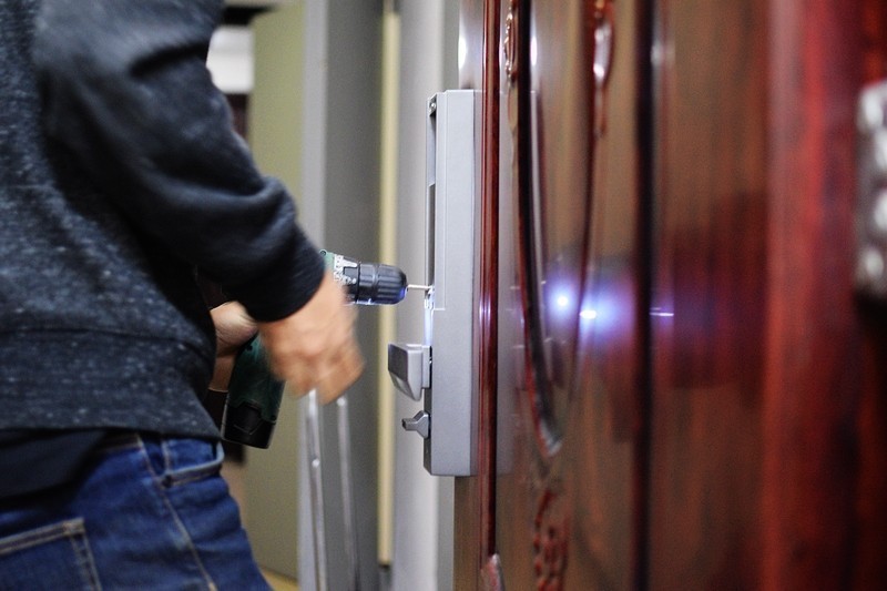 人体内特征识别 东屋世安静脉锁V8 蓝牙版体验