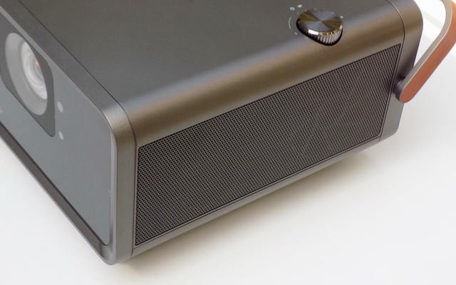 4K智能巨屏影院级视听盛宴，在家就能体验