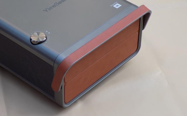 4K智能巨屏影院级视听盛宴，在家就能体验