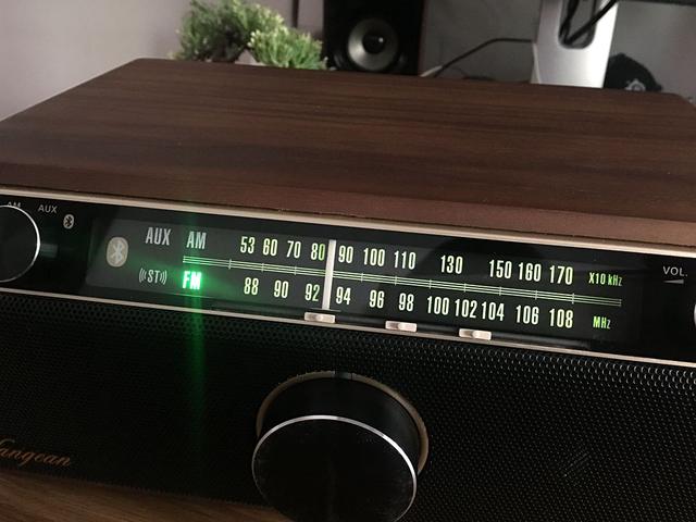 挡不住的复古情怀，山进WR12BT?PLUS收音机评测