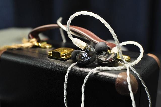 致敬史上最经典之一耳机音特美ER4，自然声NS3R评测