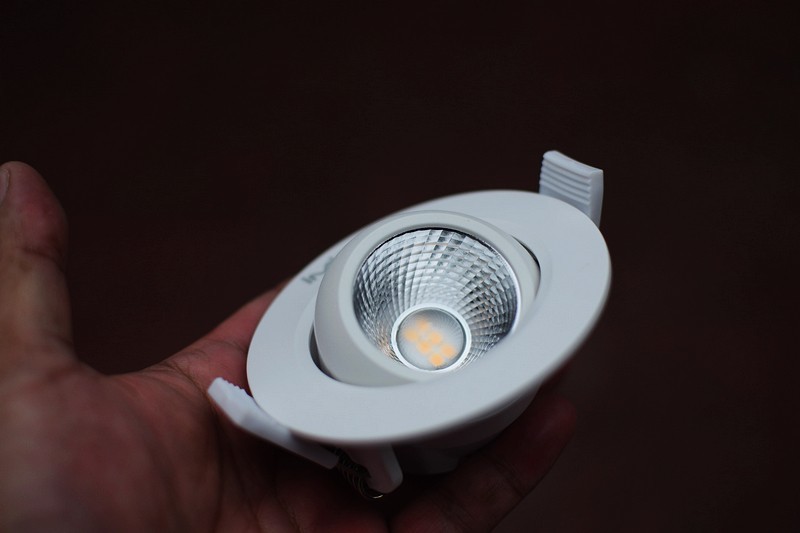 自己动手丰衣足食 记宜美LED灵动3寸筒灯的安装和使用