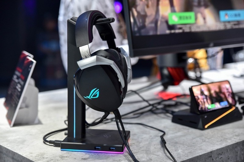 「2019 ROG 新品发布」电竞外设BUFF加持，吃鸡你会选哪款