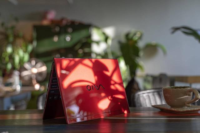 一张A4纸大小的笔记本挑战主力机，不知道产品经理疯了多少次