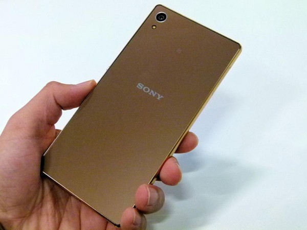 [组图]真机对比：索尼Xperia Z4与Z3有何不同？
