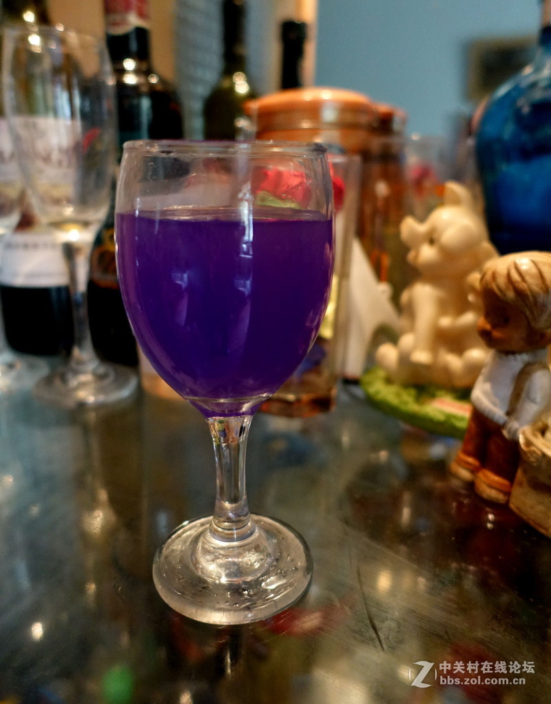 索尼黑卡的色彩