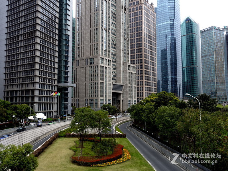 索尼黑卡的色彩