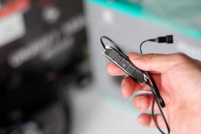 担心水冷漏液？不存在的，堡垒240RGB防漏液和神光同步我全都要