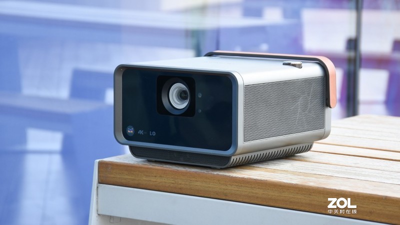 追求品质感的观影体验 优派X10-4K家用投影仪