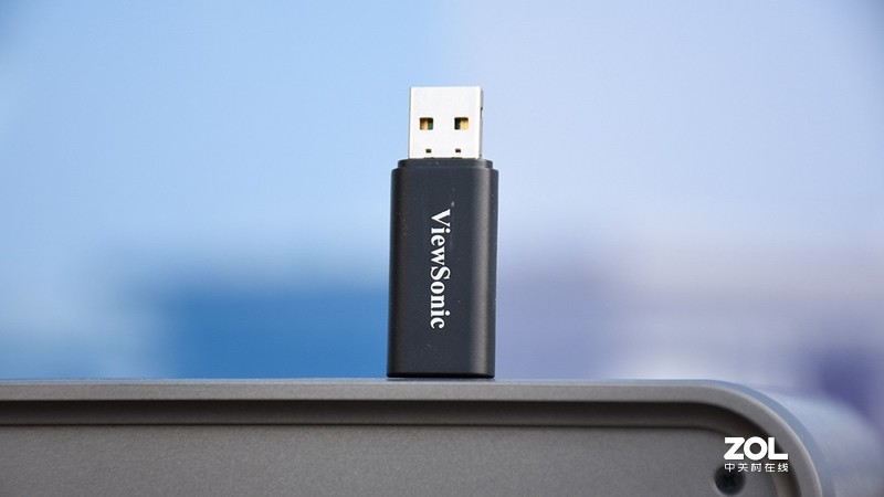 追求品质感的观影体验 优派X10-4K家用投影仪