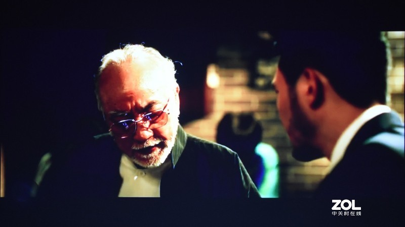 追求品质感的观影体验 优派X10-4K家用投影仪