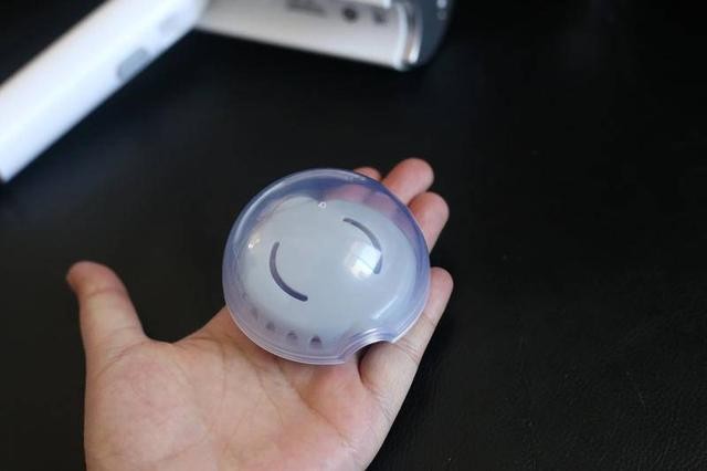 东菱手持挂烫机 便携是最大亮点