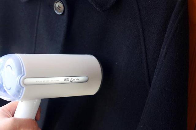 东菱手持挂烫机 便携是最大亮点