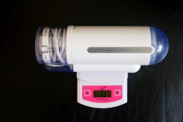 东菱手持挂烫机 便携是最大亮点