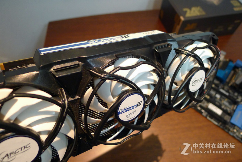 蓝色火焰，24K金牌模组 超越白箱入手装机