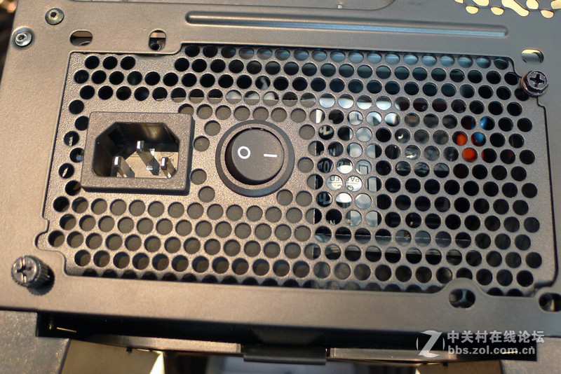 蓝色火焰，24K金牌模组 超越白箱入手装机