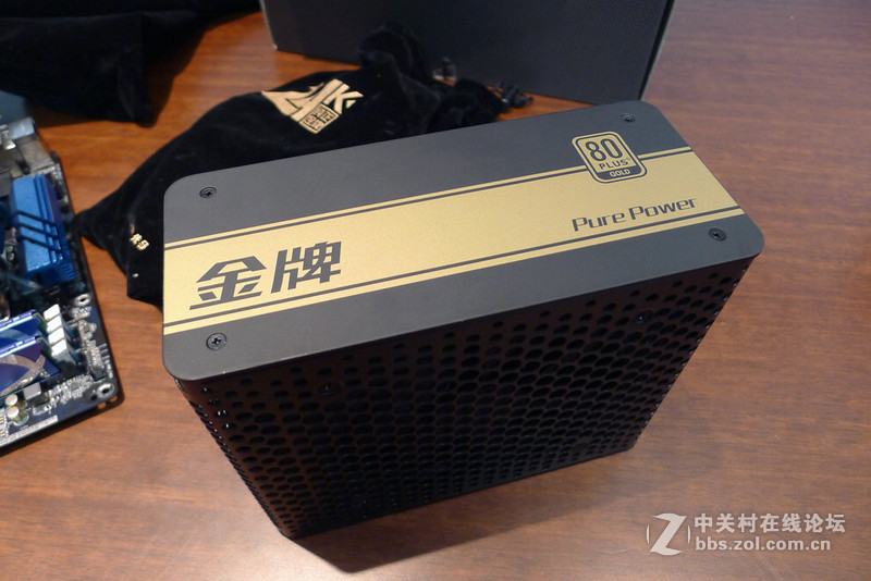 蓝色火焰，24K金牌模组 超越白箱入手装机