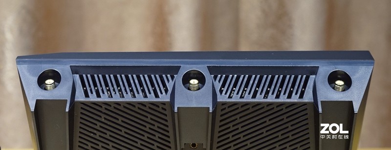 游戏加速、私有云、RGB灯效，一个都不能少——华硕GT-AC2900剁手分享