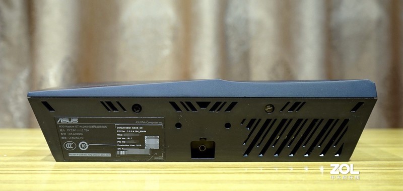 游戏加速、私有云、RGB灯效，一个都不能少——华硕GT-AC2900剁手分享