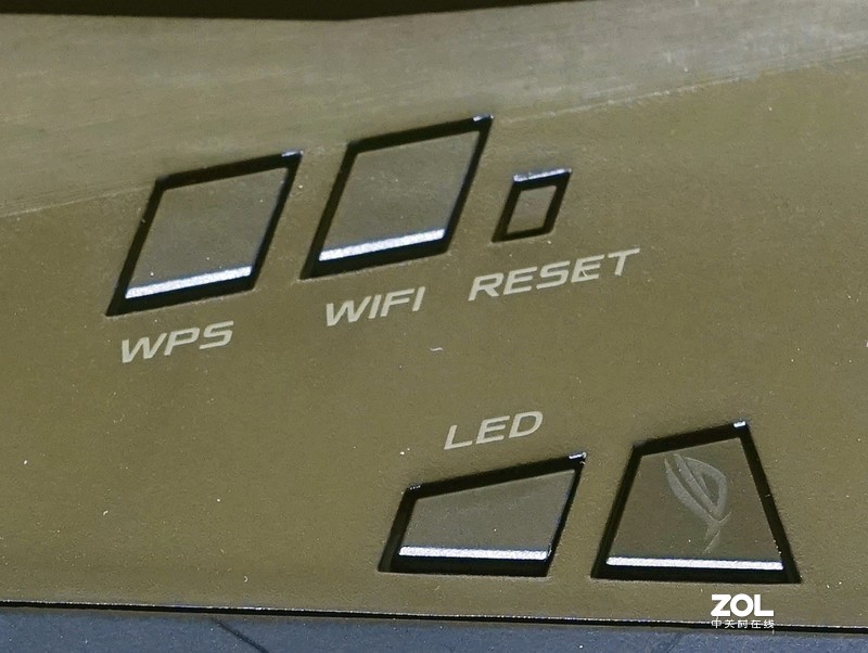 游戏加速、私有云、RGB灯效，一个都不能少——华硕GT-AC2900剁手分享