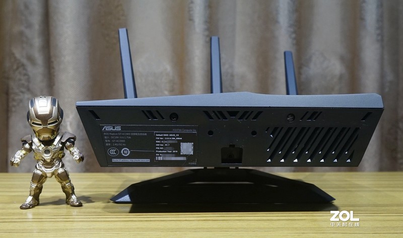 游戏加速、私有云、RGB灯效，一个都不能少——华硕GT-AC2900剁手分享