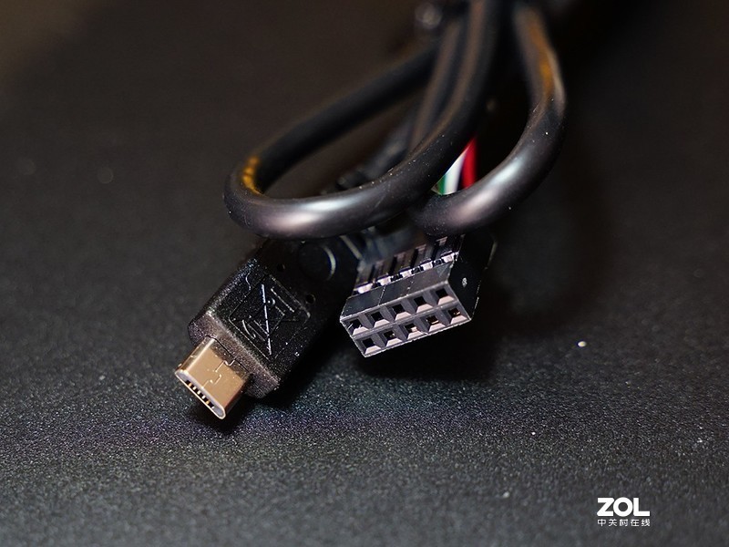 据说RGB可以提升主机200%的性能？DELTA MAX魔镜ARGB 250G入手简测