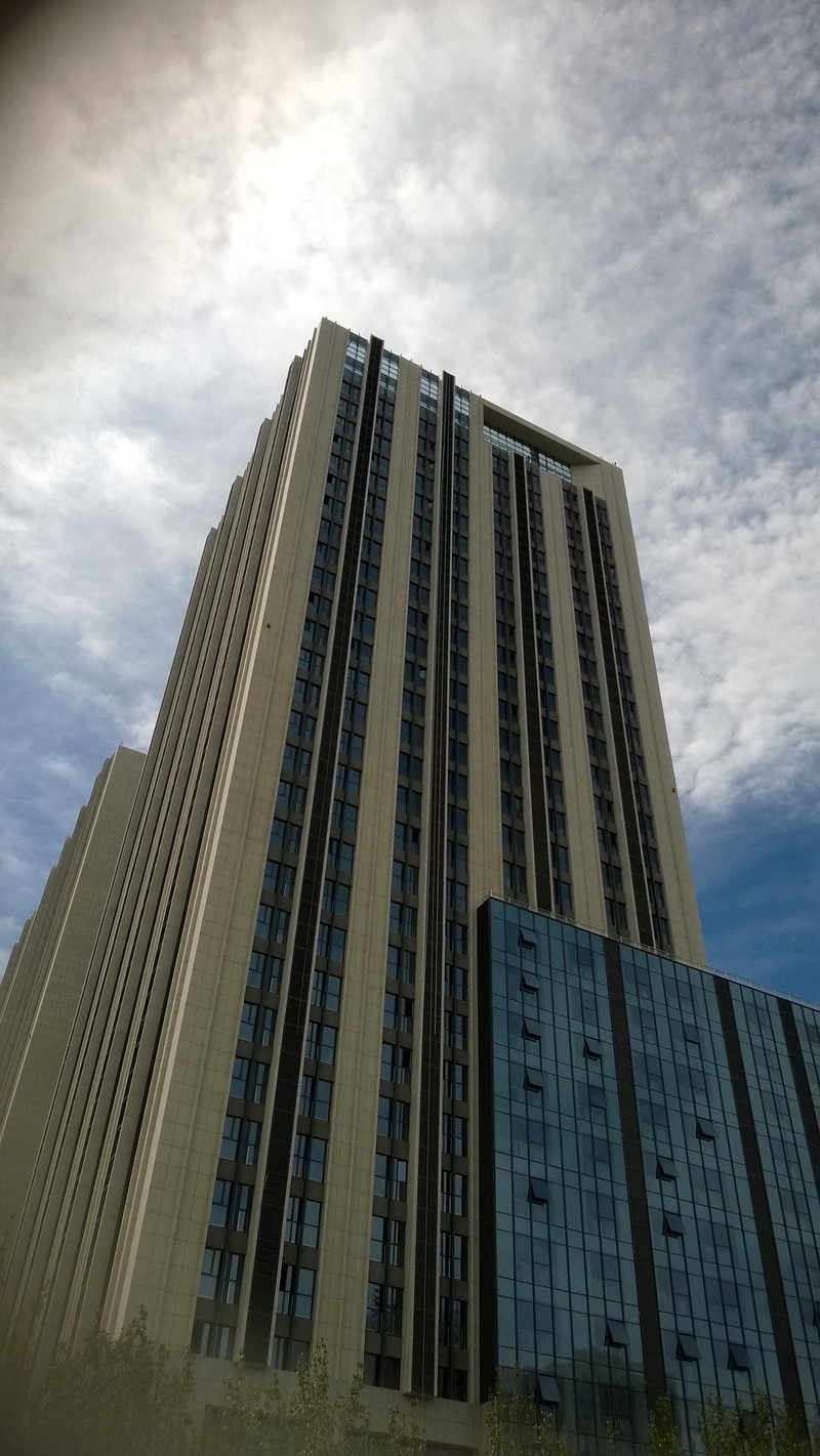 《这里没有雾霾——包头市》  -----诺基亚920