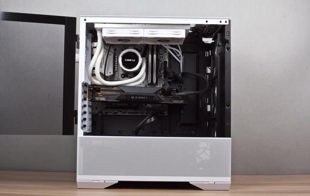 鬼斧神工再现，散热新升级联力鬼斧AIR RGB体验