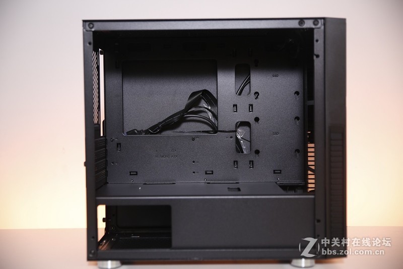 打造游戏小钢炮，i7 8700+RTX2080+先马平头哥M1装机