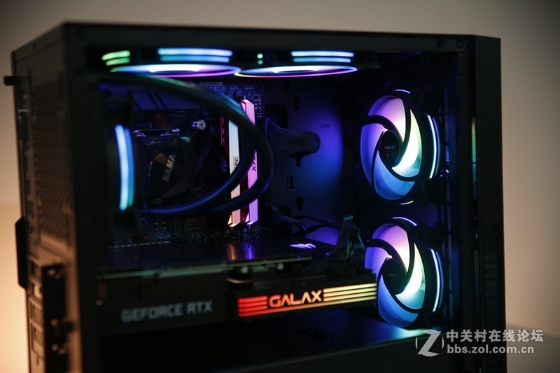 打造游戏小钢炮，i7 8700+RTX2080+先马平头哥M1装机