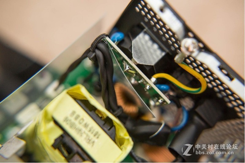 拆了，高人气850W金牌电源是否货真价实？大功率，小身材的安钛克HCG850Gold