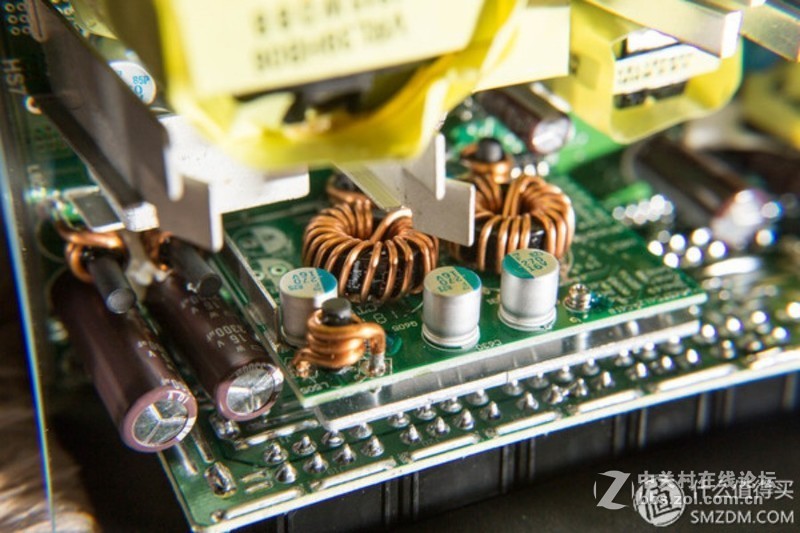 拆了，高人气850W金牌电源是否货真价实？大功率，小身材的安钛克HCG850Gold