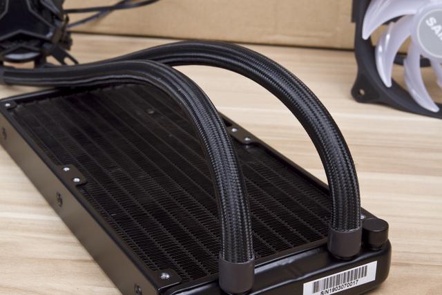 先马坦克3+冰川240RGB体验，这光污染太酷