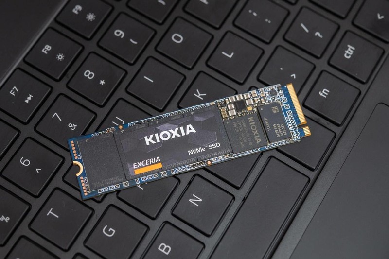 电脑越用越卡？如何简单升级，让你的旧笔记本瞬间提速