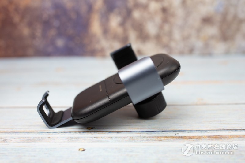车载手机架新品上市，无线充电，重力联动，图拉斯车载无线充电器