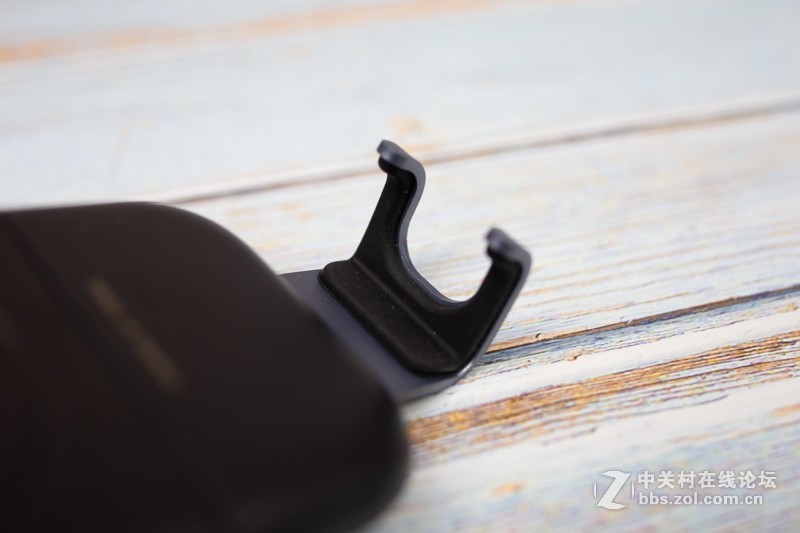 车载手机架新品上市，无线充电，重力联动，图拉斯车载无线充电器