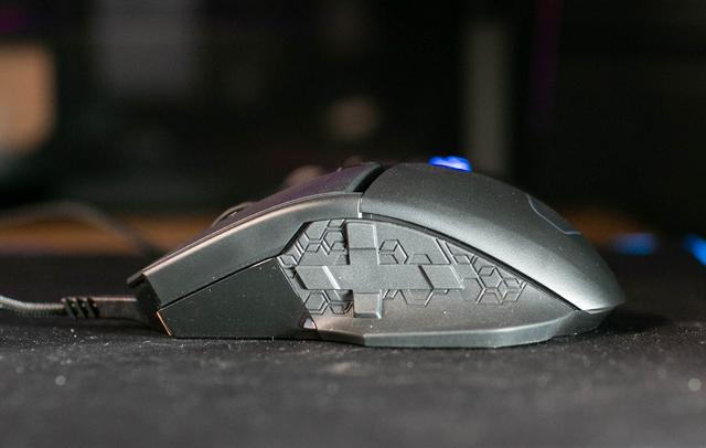 带屏显的超酷鼠标，酷冷至尊MM830尝鲜体验