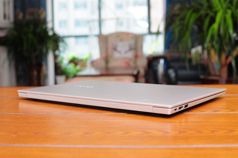 入手Linux版笔记本不会玩？老司机手把手教你安装Windows系统