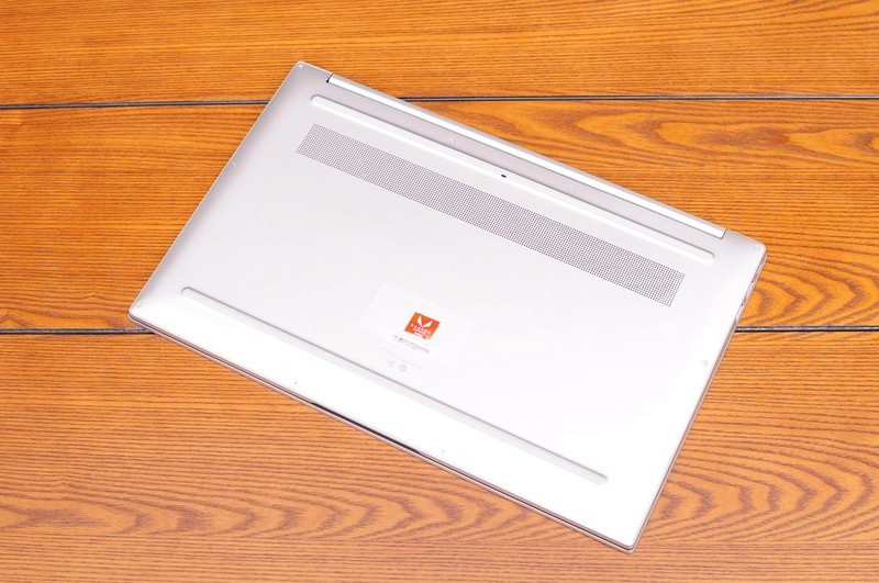 入手Linux版笔记本不会玩？老司机手把手教你安装Windows系统