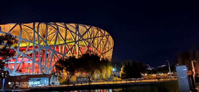 黑鲨游戏手机3体验，游戏高画质稳定60帧，快充竟有黑科技