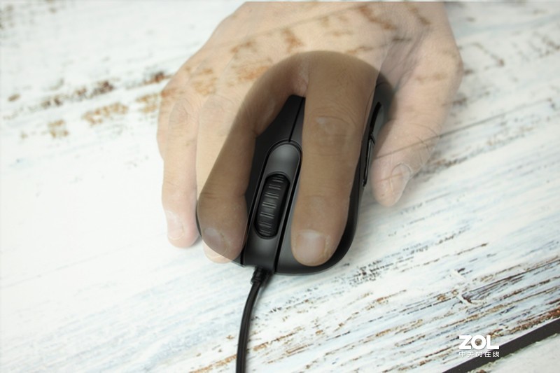简单却很强大！ZOWIE卓威EC2电竞游戏鼠标体验