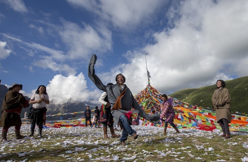 年宝玉则祭祀活动