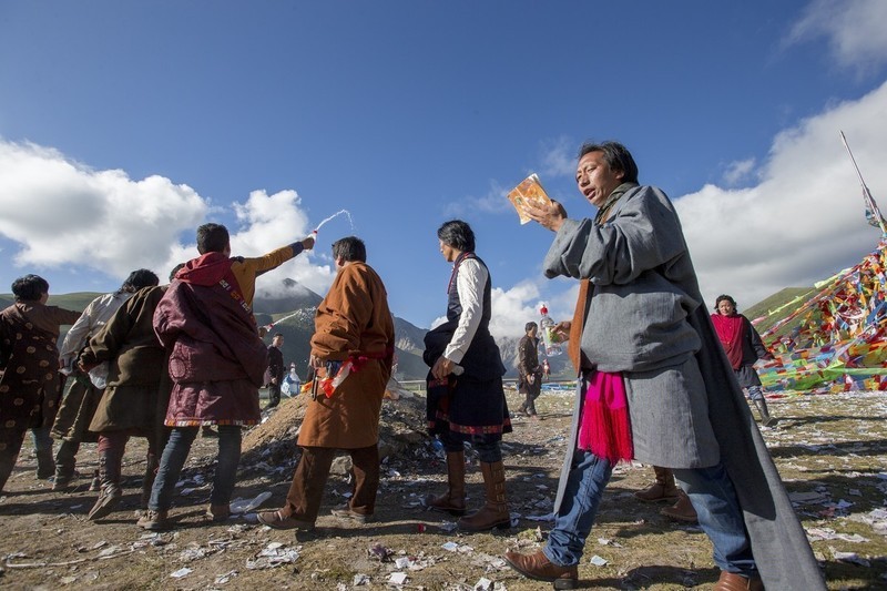 年宝玉则祭祀活动