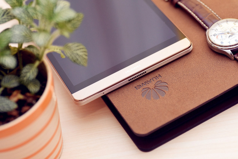 市场总监眼中的“质感”----华为M2.揽阅的亲身体验