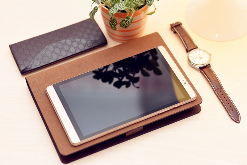 市场总监眼中的“质感”----华为M2.揽阅的亲身体验