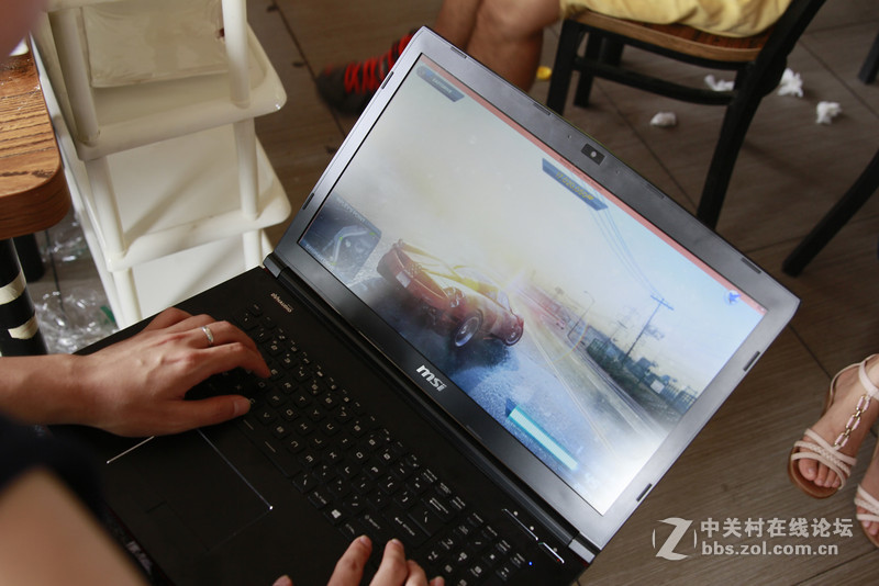 7月自驾游活动微星笔记本使用环节