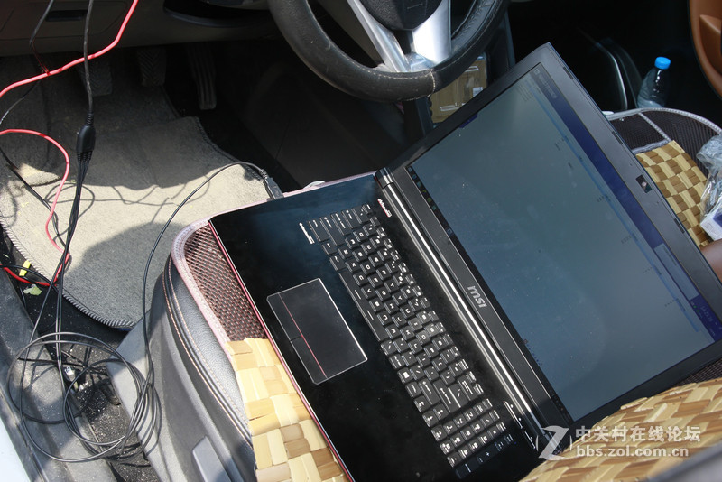 7月自驾游活动微星笔记本使用环节